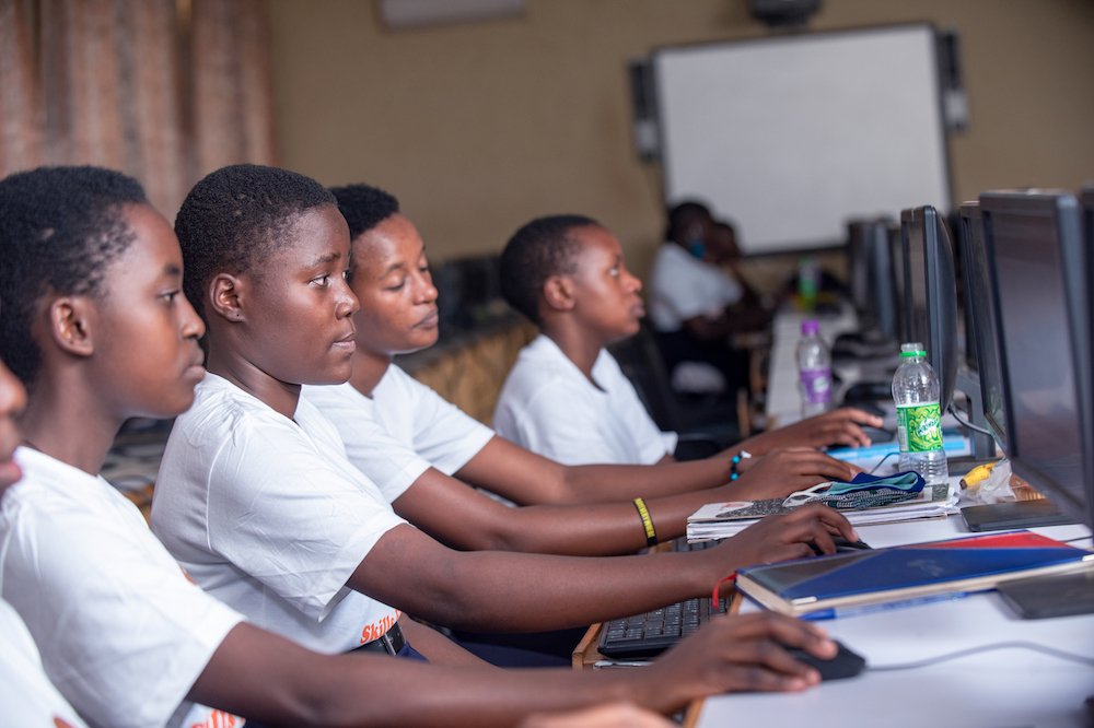 Young people learning technology